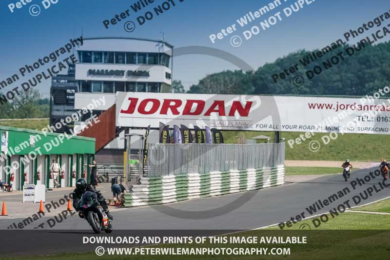 enduro digital images;event digital images;eventdigitalimages;mallory park;mallory park photographs;mallory park trackday;mallory park trackday photographs;no limits trackdays;peter wileman photography;racing digital images;trackday digital images;trackday photos